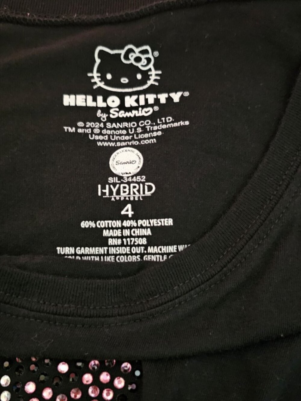 Hello Kitty Rhinestones Black Crew T-shirt Plus Size 4X - Picture 4 of 10